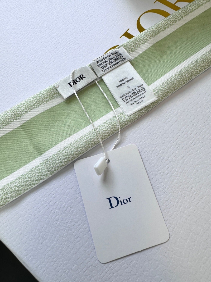 DIOR